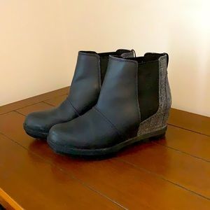 Joan of arctic wedge II Chelsea